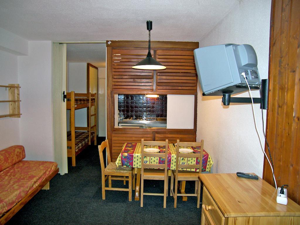 Apartment Le Borsat - Val Claret-10 By Interhome Tignes Room photo